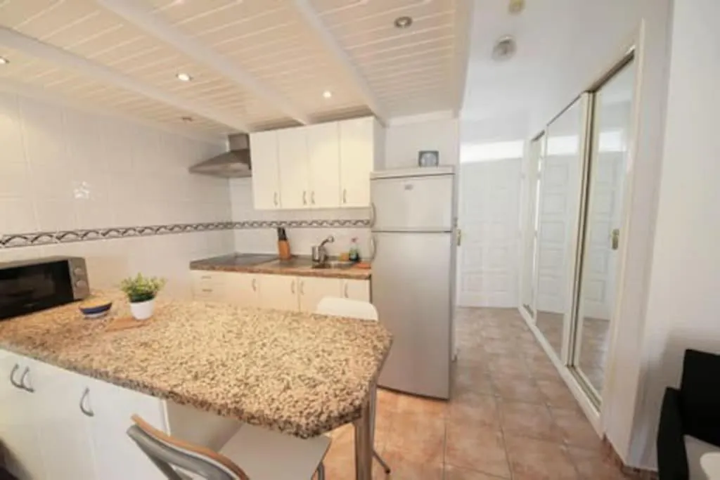 Estudio Paradero Daire Playa de las Américas 0*,  İspanya