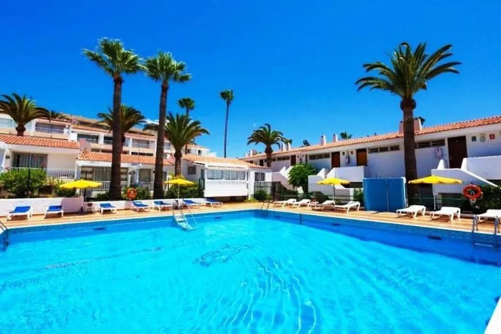 Estudio Paradero Daire Playa de las Américas